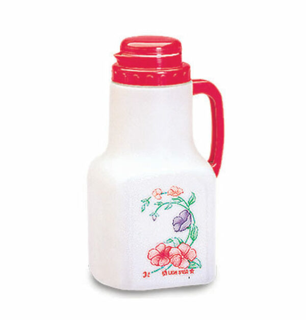 Botol Minum Dingin Air Kulkas Lion Star 3 Liter DS-4 Drink Saloon Cool Bottle Square Botol Minum Dingin Air Kulkas Lion Star 3 Liter DS-4 Drink Saloon Cool Bottle Square Ukuran 142 x 125 x H 289 mm | Raja Plastik Indonesia | Minimal Order 18 Pcs (1,5 Lusin) | Jual ke Seluruh Indonesia