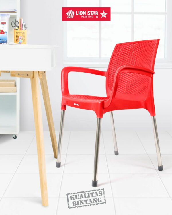 Kursi Plastik Sandaran Lion Star EC-38 Amalfi Chair KURSI PLASTIK SANDARAN LION STAR EC-38 AMALFI CHAIR (MOTIF ROTAN): Kursi Plastik Modern Motif Rotan yang Elegan dan Nyaman