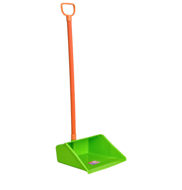Pengki Plastik Sampah Lion Star DP-13 Serena Dustpan 002 (2) Pengki Plastik Sampah Lion Star DP-13 Serena Dustpan 002 Ukuran 343 x 293 x H 805 mm | Raja Plastik Indonesia