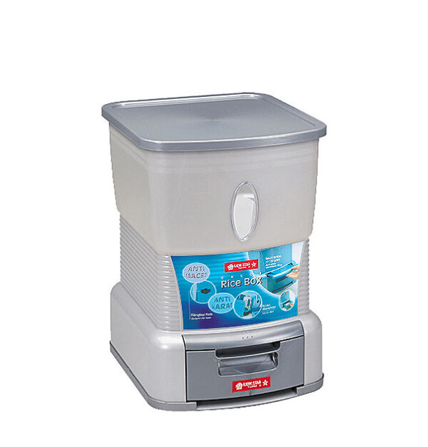RICE BOX PLASTIK TEMPAT SIMPAN BERAS 14 KG LION STAR RB-11 VELLA RICE BOX PLASTIK / TEMPAT SIMPAN BERAS 14 KG LION STAR RB-11 VELLA UKURAN 360 x 300 x H 437 mm | RAJA PLASTIK INDONESIA