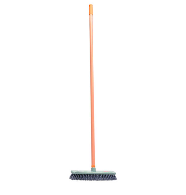 Sikat Lantai Gagang Panjang Lion Star BM-28 Livina Floor Scrubber No. 281 (5) Sikat Lantai Gagang Panjang Lion Star BM-28 Livina Floor Scrubber No. 281 Ukuran 300 x 65 x H 1260 mm | Raja Plastik Indonesia