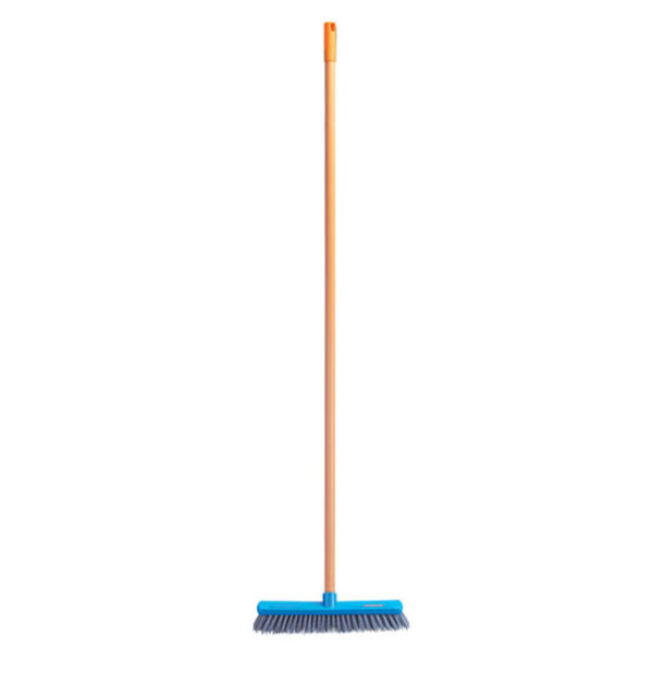 Sikat Lantai Gagang Panjang Lion Star BM-28 Livina Floor Scrubber No. 281 Sikat Lantai Gagang Panjang Lion Star BM-28 Livina Floor Scrubber No. 281 Ukuran 300 x 65 x H 1260 mm | Raja Plastik Indonesia
