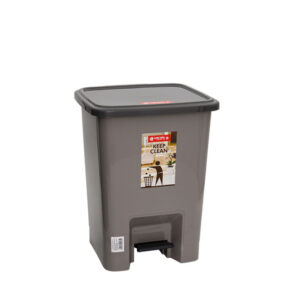 Tempat Sampah Injak Plastik 10 Liter Lion Star C-13 Square Step on Dustbin Ukuran Ø 264 x 250 x 343 mm | Raja Plastik Indonesia