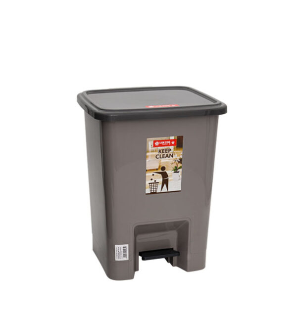 Tempat Sampah Injak Plastik 10 Liter Lion Star C-13 Square Step on Dustbin Ukuran Ø 264 x 250 x 343 mm | Raja Plastik Indonesia
