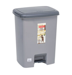Tempat Sampah Injak Plastik 25 Liter Lion Star C-32 Square Step on Dustbin 355 x 300 x H 465 mm | Raja Plastik Indonesia