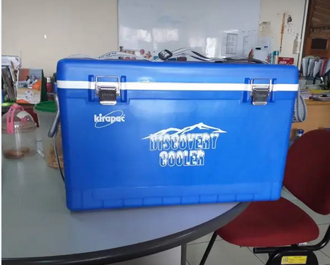 COOL BOX IKAN / ES / MINUMAN 32 LITER KIRAPAC DISCOVERY 3536. UKURAN 53,7 x 30,6 x 34,2 CM | RAJA PLASTIK INDONESIA