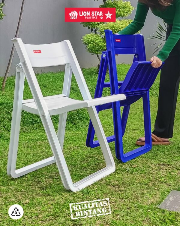 KURSI PLASTIK LIPAT INDOOR OUTDOOR LION STAR FC-8 FOLDING CHAIR